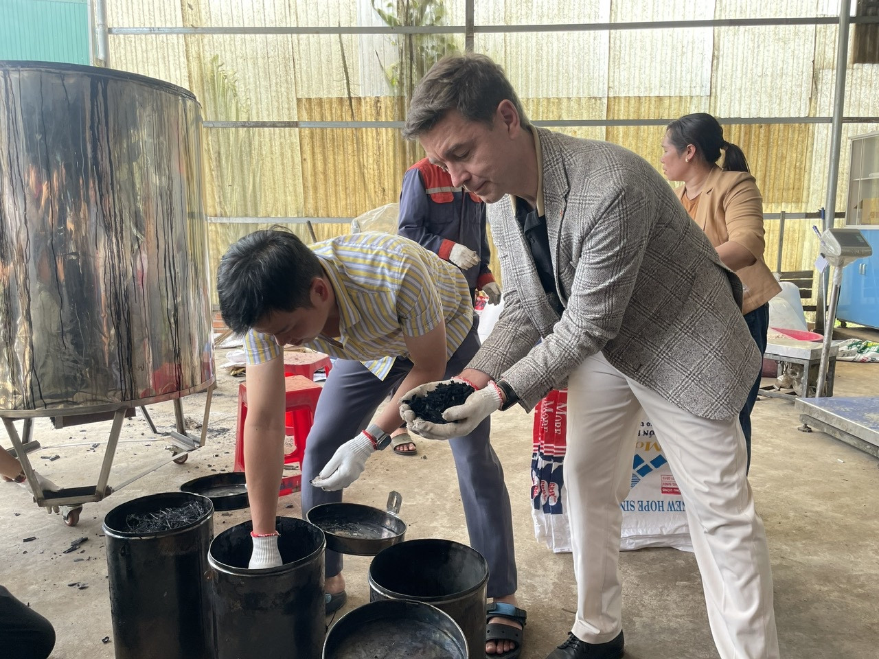 Loại cây ‘hái ra tiền’ ở vùng đất Tây Nguyên - Ảnh 3. Loại cây ‘hái ra tiền’ ở vùng đất Tây Nguyên - Ảnh 3.