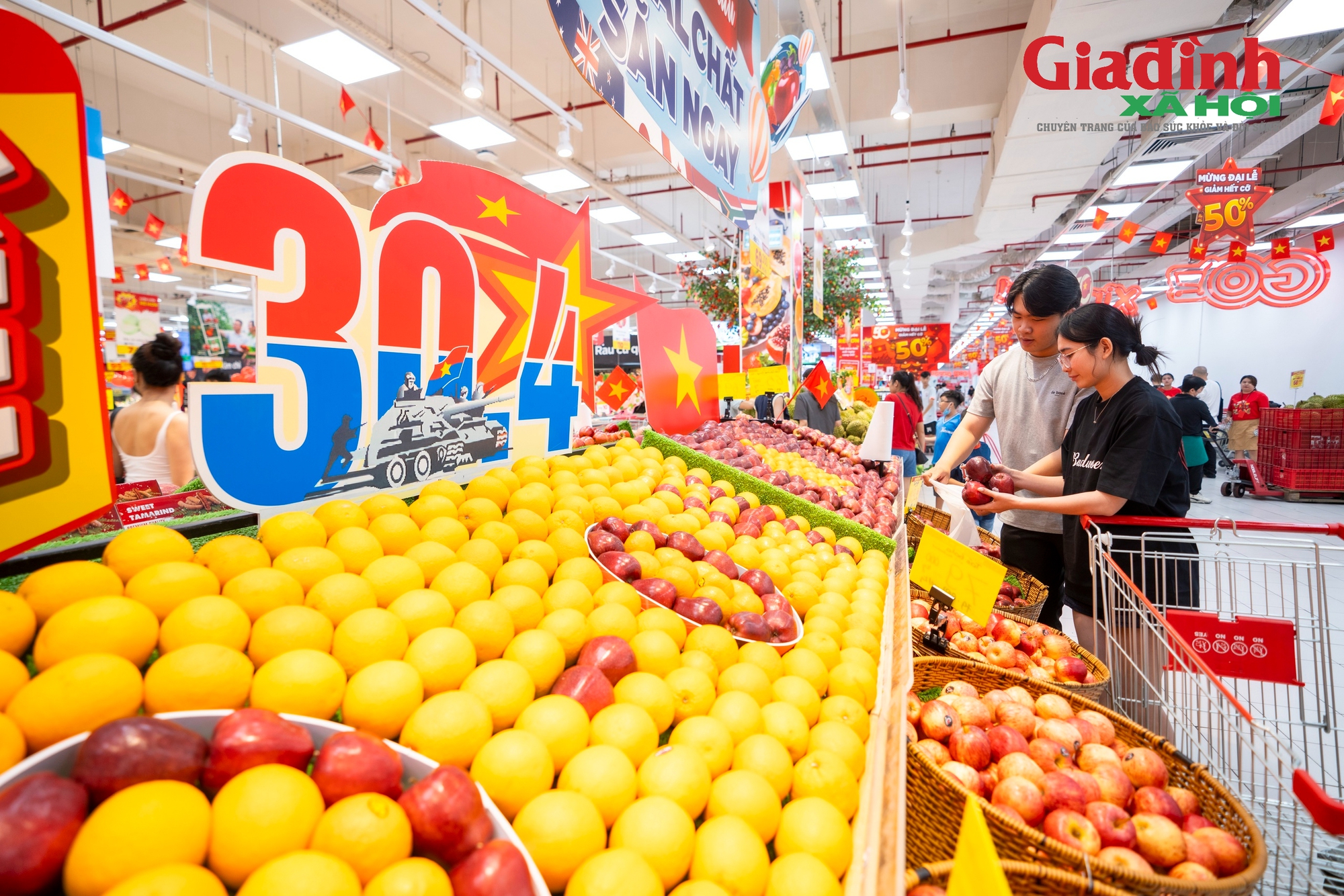 Nghỉ lễ 30/4 - 1/5: Siêu thị đồng loạt giảm giá sâu hơn 1.000 mặt hàng thiết yếu, nông sản giảm đến 71%, giá từ 9.900 đồng/kg- Ảnh 4.