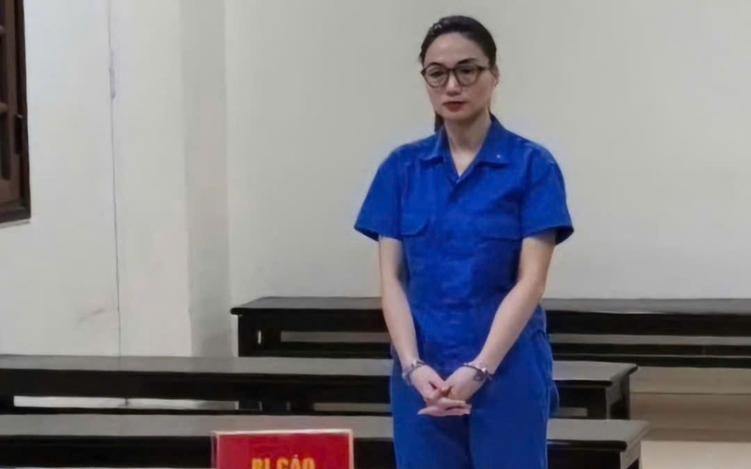 Mạo danh nh&acirc;n vi&ecirc;n Sở T&agrave;i nguy&ecirc;n M&ocirc;i trường, nhiều nạn nh&acirc;n bị lừa 'chạy' sổ đỏ  - Ảnh 2.