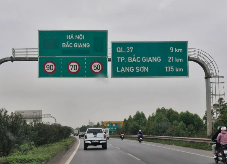 Quy định mới nhất về tốc độ tối đa của ô tô, xe máy, người dân cần nắm rõ để tránh bị phạt- Ảnh 4.