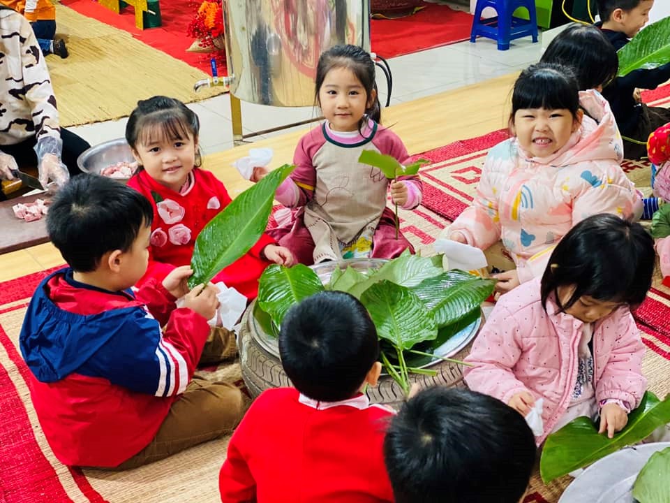 Trường Mầm non VSK Thăng Long ươm mầm tình yêu nước từ những trải nghiệm đầu đời- Ảnh 3. Trường Mầm non VSK Thăng Long ươm mầm tình yêu nước từ những trải nghiệm đầu đời- Ảnh 3.