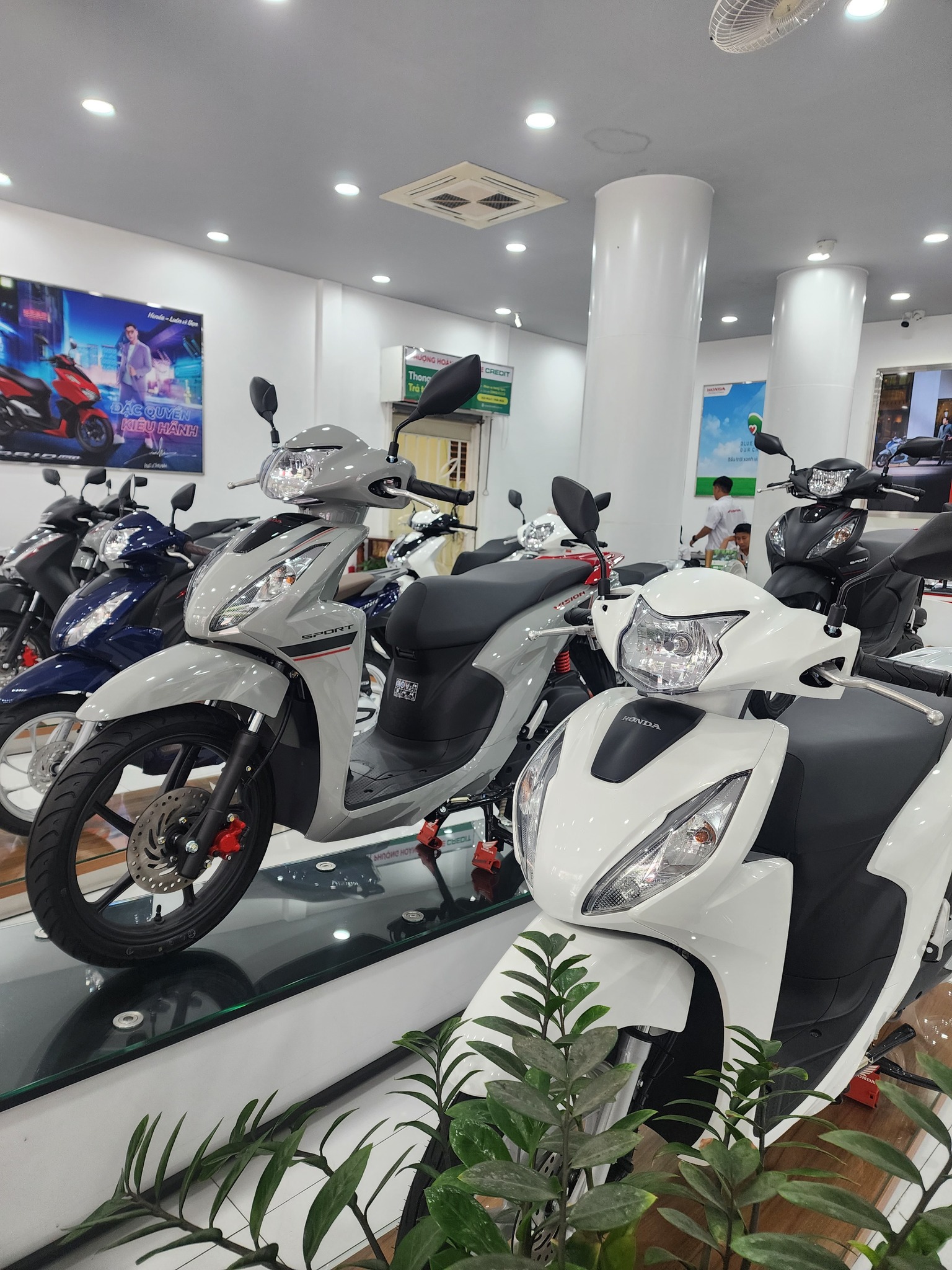 Giá xe máy Honda giảm sốc, có xe giảm hơn 18 triệu đồng, Vision, SH bán dưới mức đề xuất- Ảnh 3.