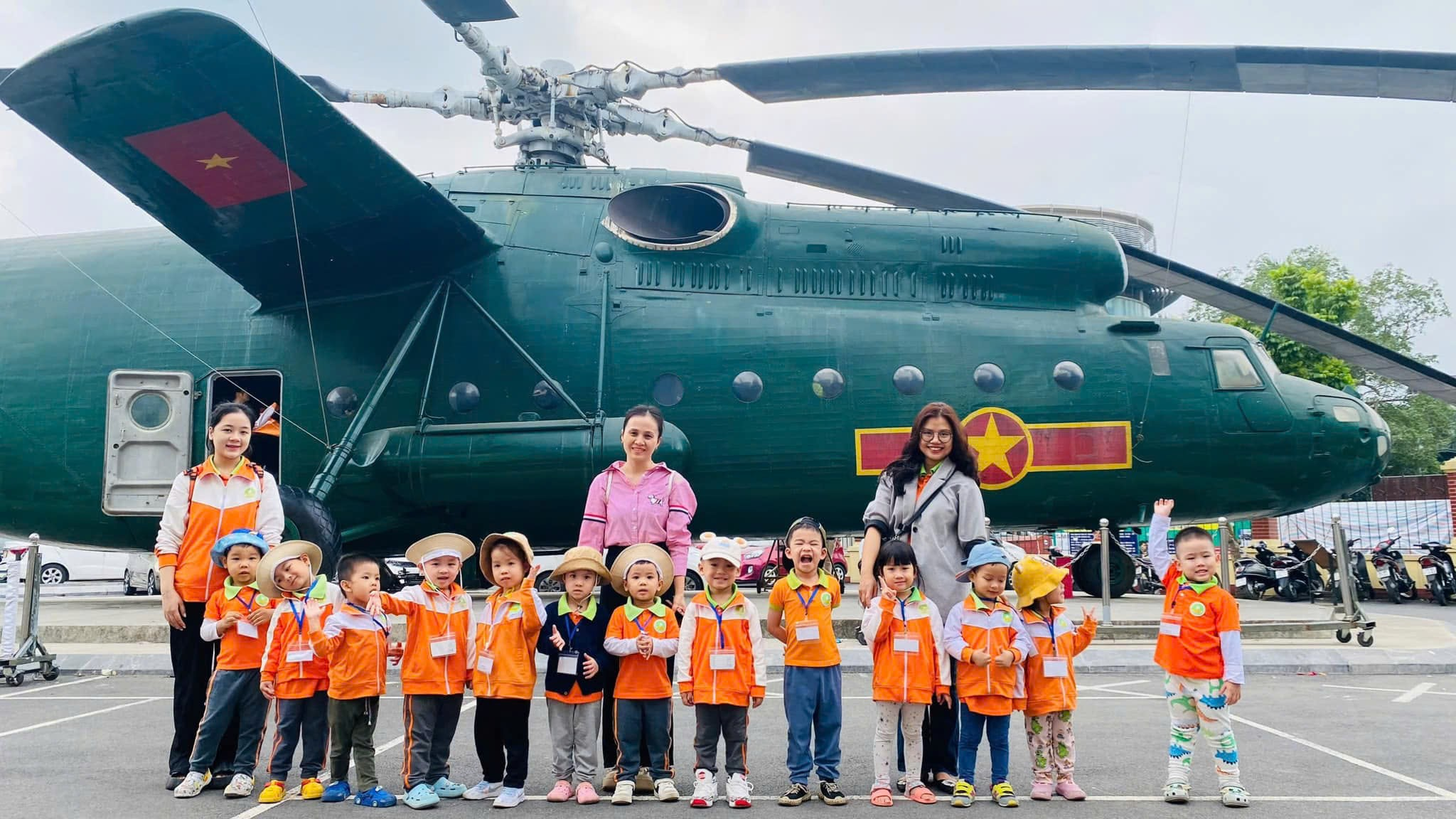 Trường Mầm non VSK Thăng Long ươm mầm tình yêu nước từ những trải nghiệm đầu đời- Ảnh 7. Trường Mầm non VSK Thăng Long ươm mầm tình yêu nước từ những trải nghiệm đầu đời- Ảnh 7.