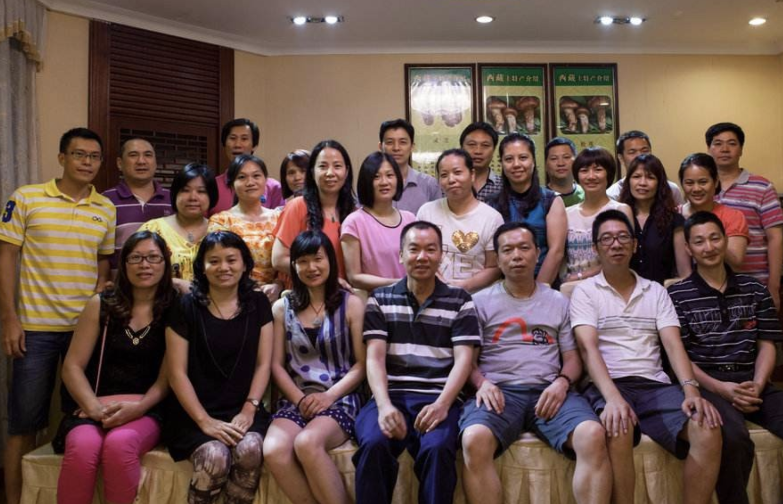 Đi họp lớp, người bạn giàu tranh thanh toán hoá đơn 300 triệu: Về đến nhà thì chết điếng trước 1 cảnh tượng - Ảnh 2. Đi họp lớp, người bạn giàu tranh thanh toán hoá đơn 300 triệu: Về đến nhà thì chết điếng trước 1 cảnh tượng - Ảnh 2.