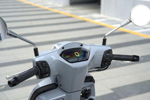 Xe ga 125cc giá 23 triệu đồng đẹp hoài cổ đẹp như SH Mode, Air Blade, rẻ hơn Vision, chỉ ngang xe số Wave Alpha - Ảnh 3. Xe ga 125cc giá 23 triệu đồng đẹp hoài cổ đẹp như SH Mode, Air Blade, rẻ hơn Vision, chỉ ngang xe số Wave Alpha - Ảnh 3.