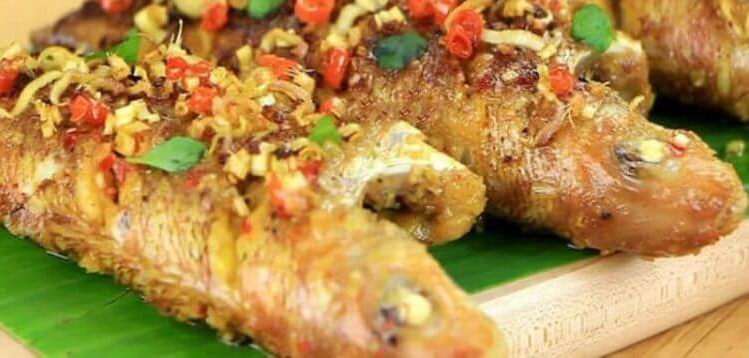 Đây mới là cách làm cá hường chiên sả cực dễ, cực đưa cơm - Ảnh 6.