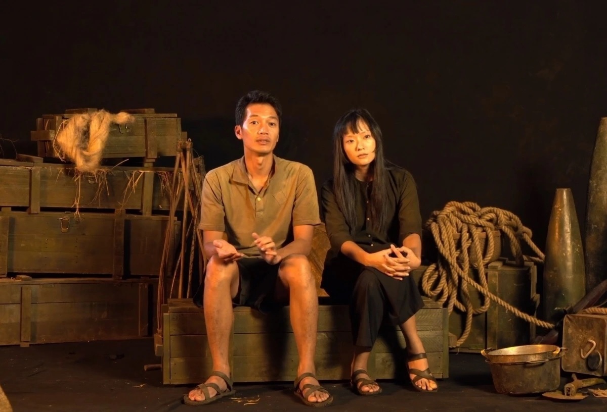 Cảnh 'nóng' trong 