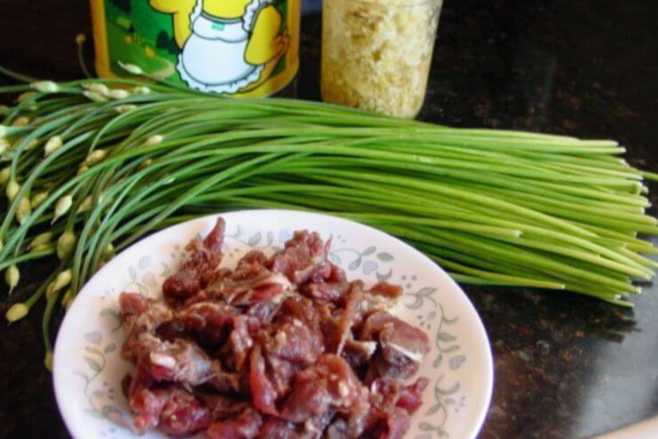 Đây mới là cách làm bông hẹ xào thịt bò mềm ngon, bổ dưỡng- Ảnh 4.