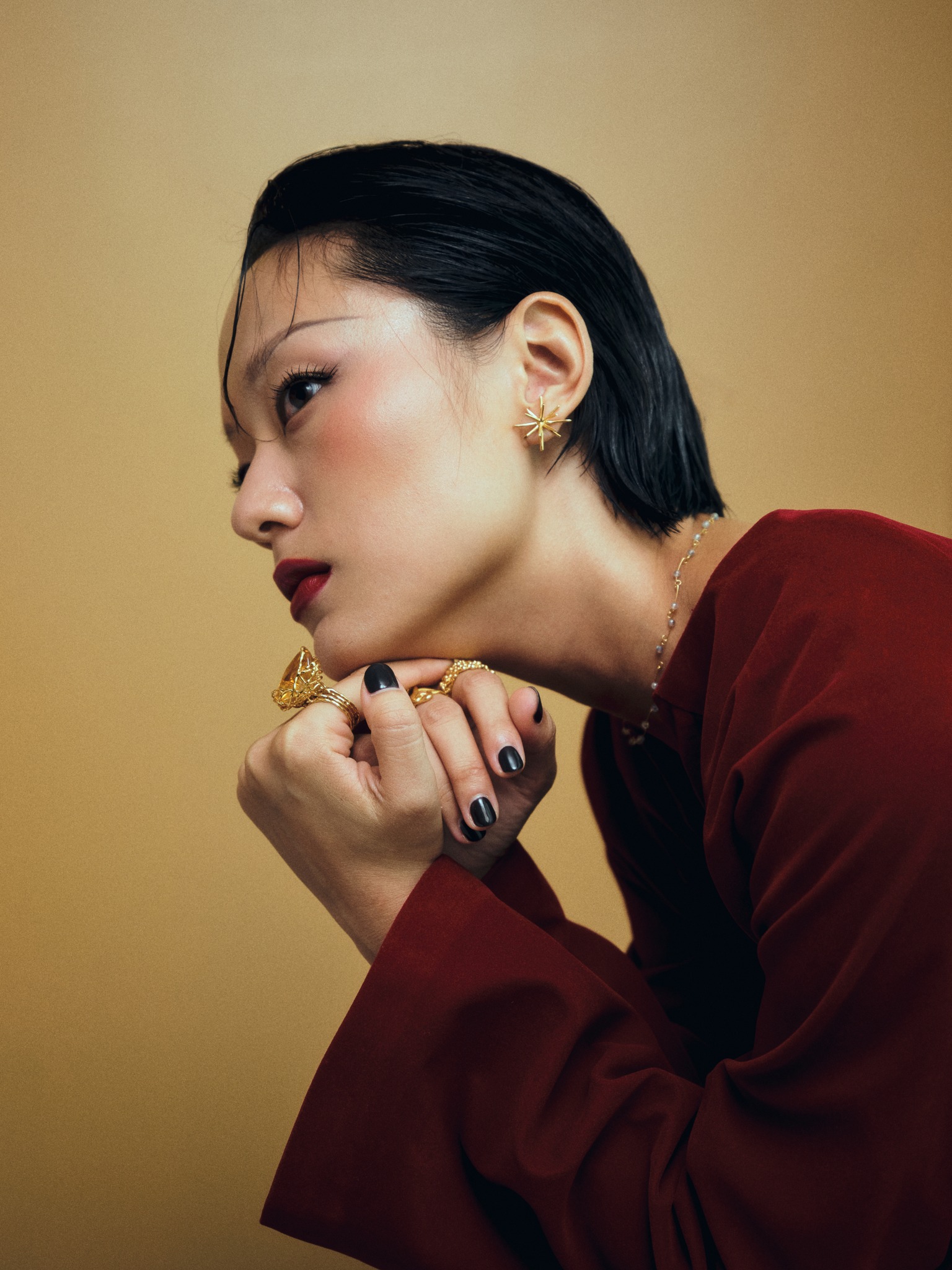 Ngỡ ngàng trước phong cách thời trang Hồ Thu Anh diễn viên phim 'Địa đạo'- Ảnh 4.