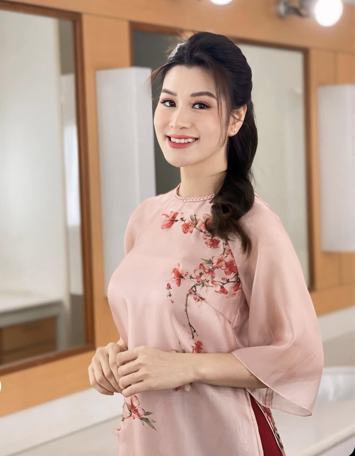 Nữ diễn viên VFC quê Tuyên Quang mang quân hàm Đại úy, đời thực có cuộc sống cực kỳ kín tiếng - Ảnh 7.