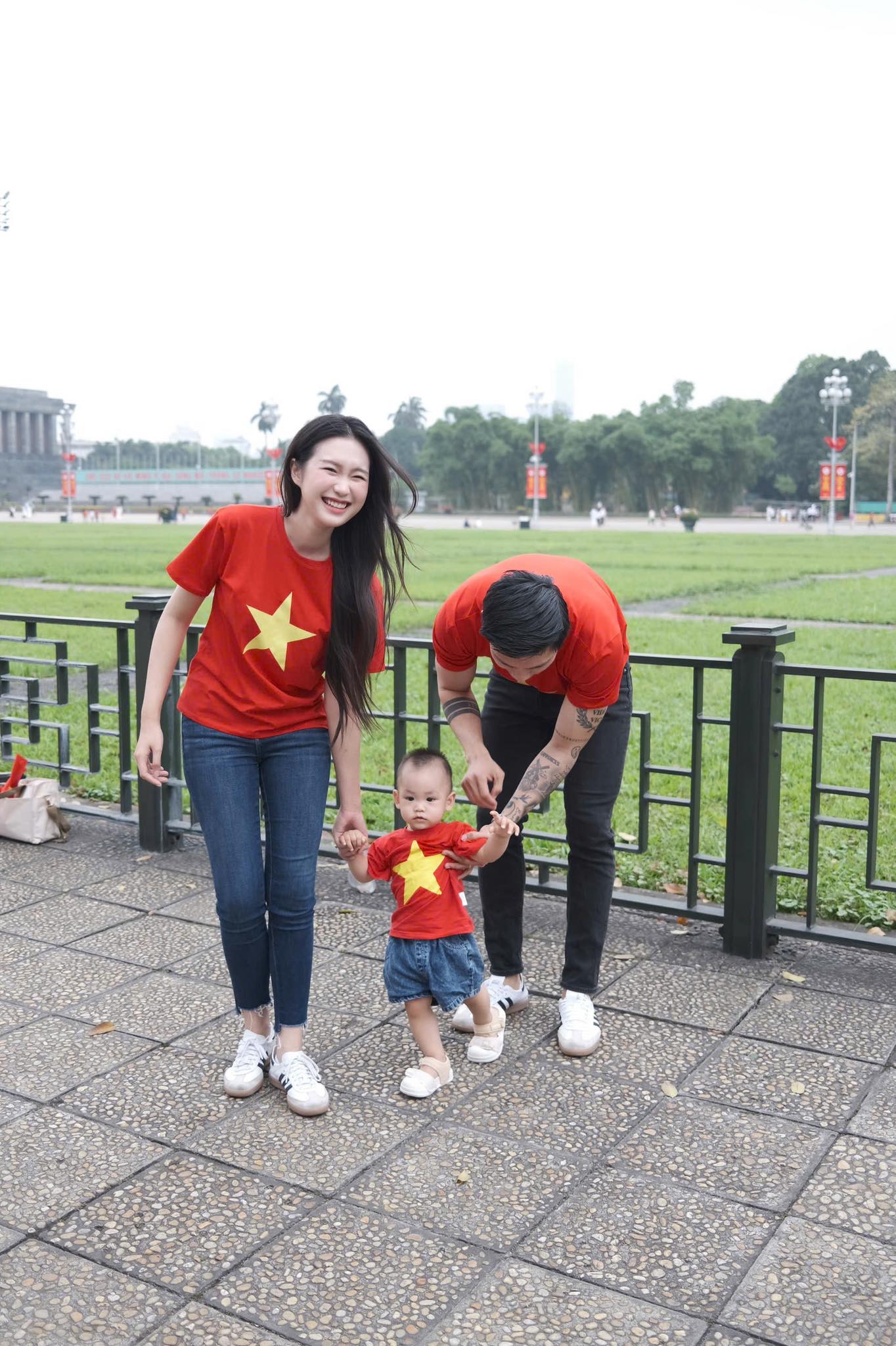 Sao Việt 1/5: Vợ chồng Tăng Thanh Hà, gia đình Đoàn Văn Hậu - Doãn Hải My gây chú ý- Ảnh 5.