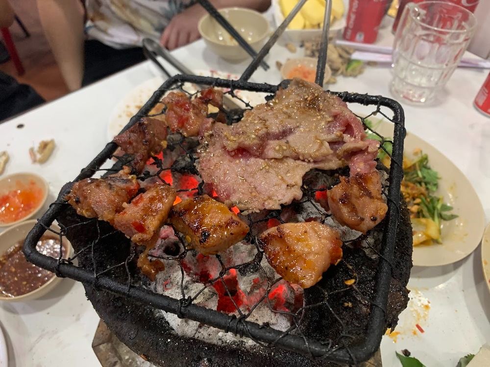 Đặc sản Nha Trang và các quán ngon nổi tiếng bạn không nên bỏ lỡ khi đi du lịch Nha Trang dịp nghỉ lễ 30/4- Ảnh 9. Đặc sản Nha Trang và các quán ngon nổi tiếng bạn không nên bỏ lỡ khi đi du lịch Nha Trang dịp nghỉ lễ 30/4- Ảnh 9.