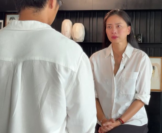 Ngô Thanh Vân bật khóc kể hành trình mang thai khó - Ảnh 1. Ngô Thanh Vân bật khóc kể hành trình mang thai khó - Ảnh 1.