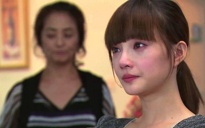 Tôi bật khóc với hành động của mẹ chồng khi đi lễ chùa