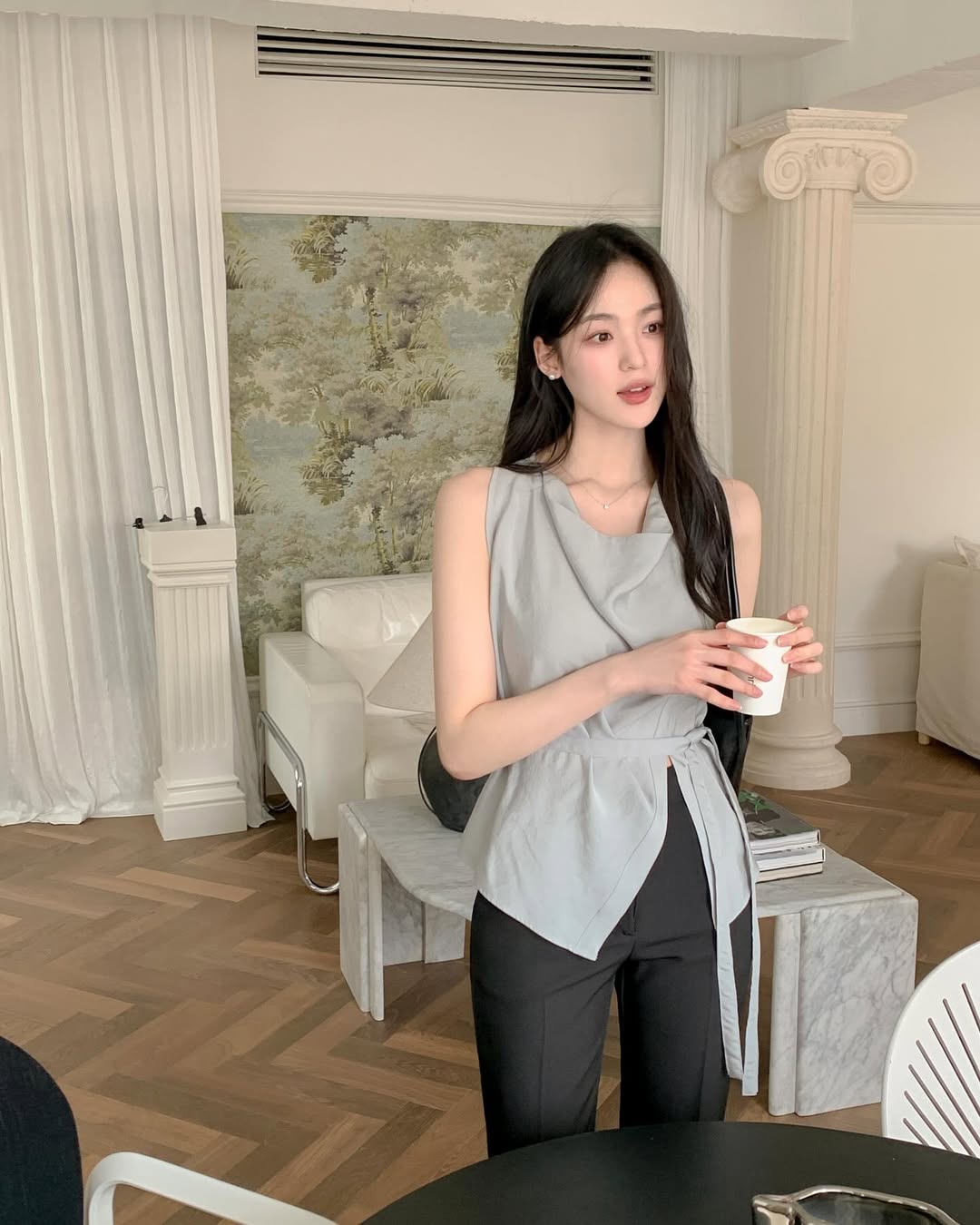 5 món đồ công sở nhận nhiều ý kiến trái chiều: Người khen ưng mắt, người chê kém duyên- Ảnh 3. 5 món đồ công sở nhận nhiều ý kiến trái chiều: Người khen ưng mắt, người chê kém duyên- Ảnh 3.