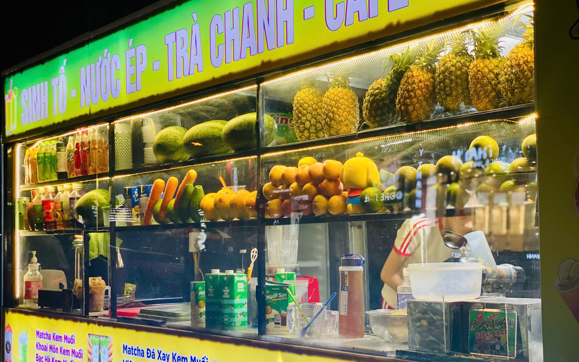 Nước trái cây giá rẻ ‘lên ngôi’ khi thời tiết vào hè