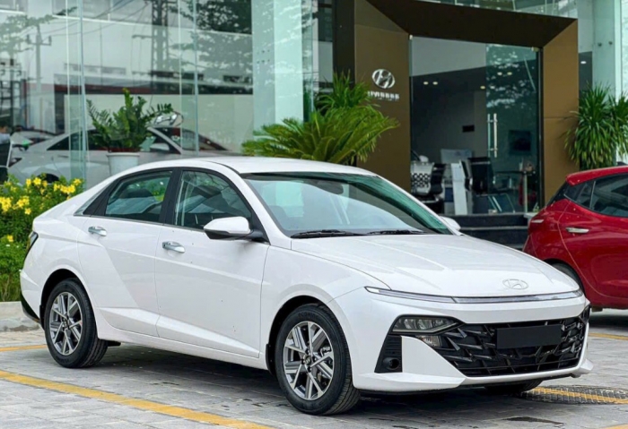Giá lăn bánh Hyundai Accent rẻ chưa từng có, thấp hơn cả Toyota Vios, chỉ nhỉnh hơn Kia Morning - Ảnh 5. Giá lăn bánh Hyundai Accent rẻ chưa từng có, thấp hơn cả Toyota Vios, chỉ nhỉnh hơn Kia Morning - Ảnh 5.