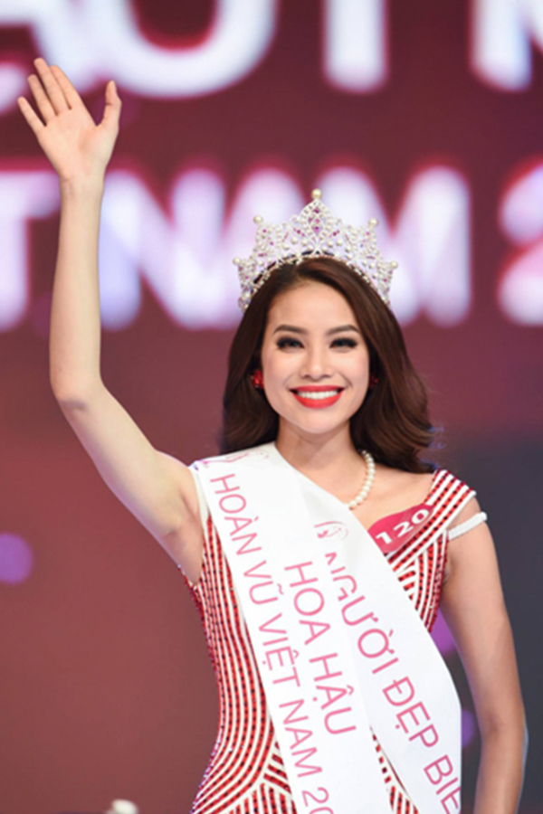 hoa-hau-pham-huong-1-17472125764482103340930.jpg