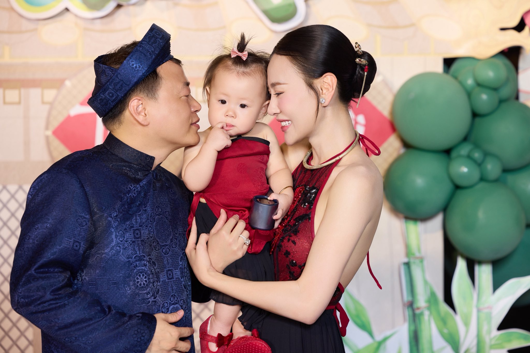 'Lộ' hình ảnh bất ngờ của Phương Oanh, khán giả háo hức chờ đợi điều đặc biệt sắp tới- Ảnh 3. 'Lộ' hình ảnh bất ngờ của Phương Oanh, khán giả háo hức chờ đợi điều đặc biệt sắp tới- Ảnh 3.