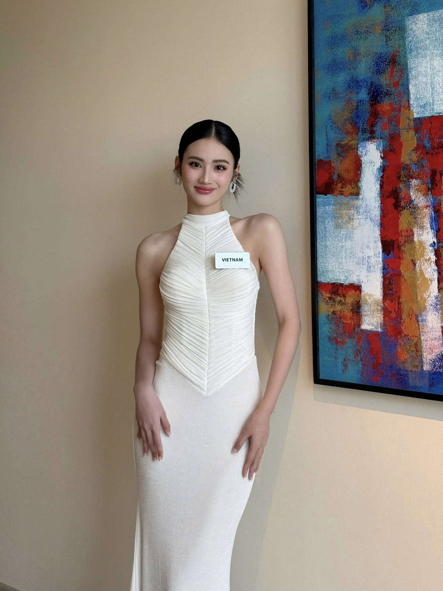 Ý Nhi - Ảnh 1.