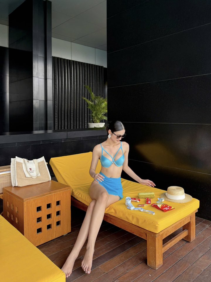 Hoa hậu Ý Nhi diện bikini khoe 'vòng eo 59' tại Miss World 2025- Ảnh 3.