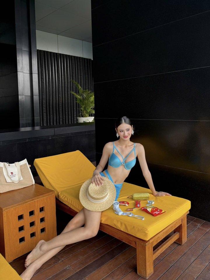 Hoa hậu Ý Nhi diện bikini khoe 'vòng eo 59' tại Miss World 2025- Ảnh 5.