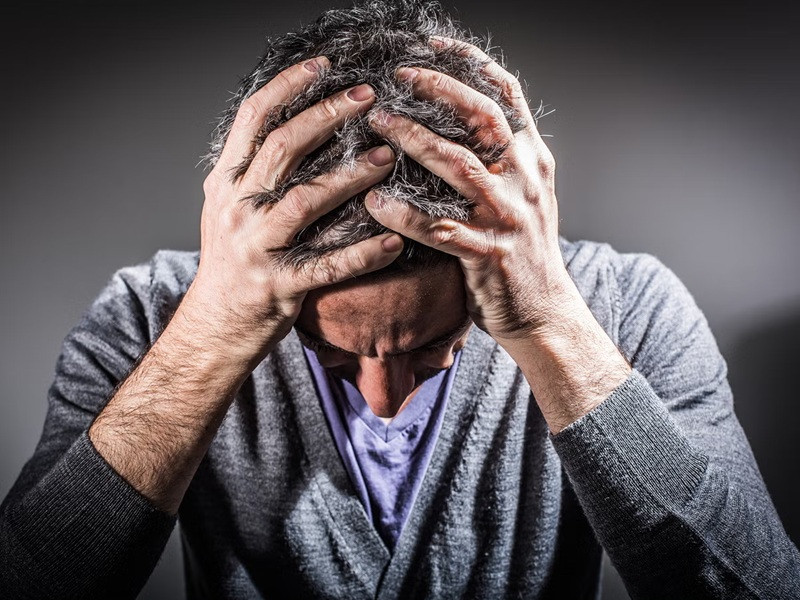 Vật 'lạ' trên xe sang vạch trần bí mật của ông chủ thầu xây dựng - Ảnh 2. Vật 'lạ' trên xe sang vạch trần bí mật của ông chủ thầu xây dựng - Ảnh 2.