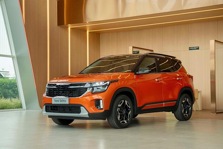 Giá lăn bánh KIA Seltos mới nhất giảm sốc, rẻ kỷ lục, xứng danh xe gầm cao SUV hạng B rẻ nhất Việt Nam - Ảnh 2.