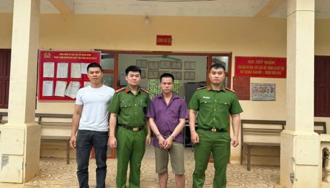 'Ẩn' dưới hầm suốt 9 tháng để trốn truy nã - Ảnh 1. 'Ẩn' dưới hầm suốt 9 tháng để trốn truy nã - Ảnh 1.