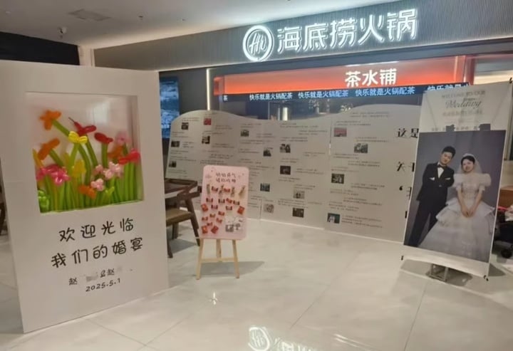Cặp đôi làm tiệc cưới ở quán lẩu, hóa đơn dài 2 mét nhưng chỉ tốn 80 triệu đồng - Ảnh 4. Cặp đôi làm tiệc cưới ở quán lẩu, hóa đơn dài 2 mét nhưng chỉ tốn 80 triệu đồng - Ảnh 4.