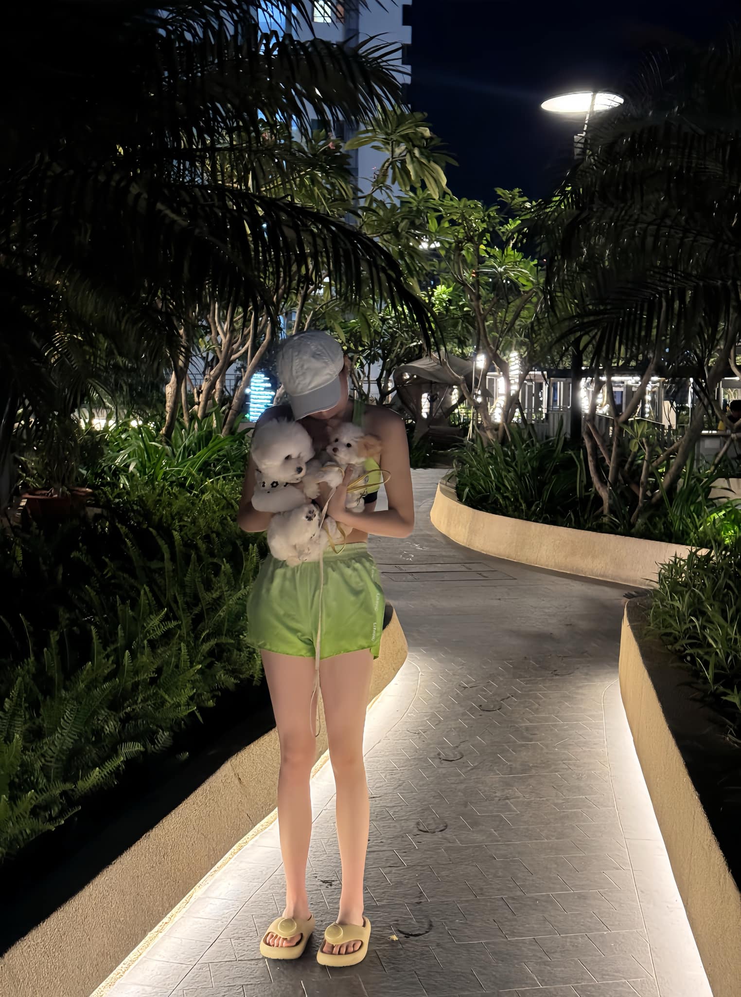 Hoa hậu quê Nam Định sở hữu 2 vương miện giờ tận hưởng cuộc sống ra sao ở tuổi 29?- Ảnh 14.