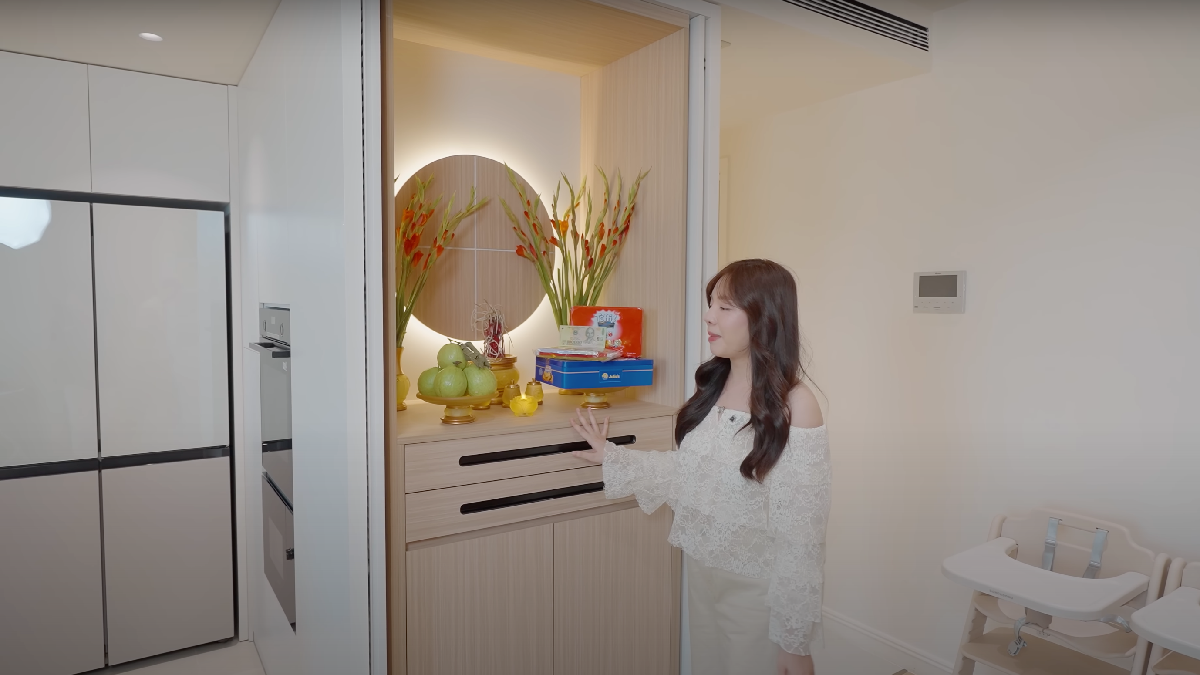 Nhà đẹp nhìn ra Hồ Tây của cặp vợ chồng MC hot cùng làm truyền hình - Ảnh 8. Nhà đẹp nhìn ra Hồ Tây của cặp vợ chồng MC hot cùng làm truyền hình - Ảnh 8.
