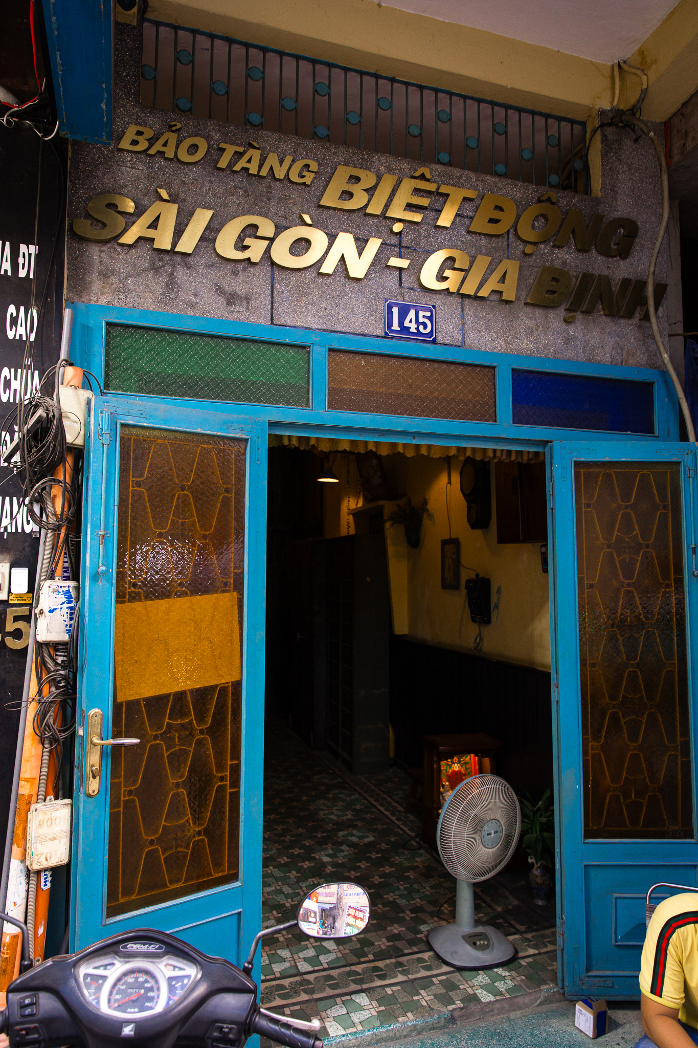 'Căn cứ ngầm' 60 tuổi của biệt động Sài Gòn với những chứng tích không phải trang sách nào cũng kể - Ảnh 2. 'Căn cứ ngầm' 60 tuổi của biệt động Sài Gòn với những chứng tích không phải trang sách nào cũng kể - Ảnh 2.