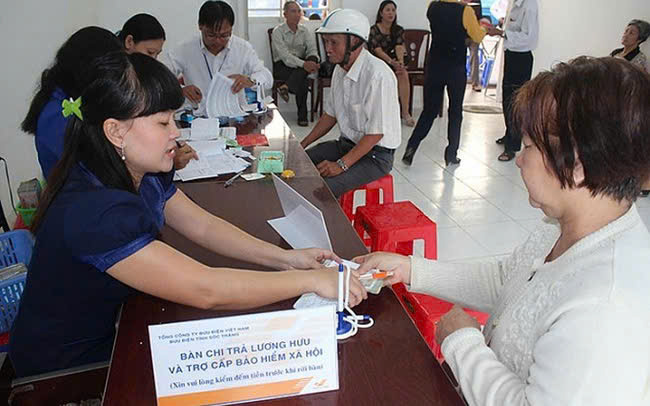 Tin sáng 3/5: Những ai sẽ được tăng lương hưu từ ngày 1/7? Cẩn trọng sập bẫy lừa đảo trong mùa du lịch 'nóng' nhất năm- Ảnh 1. Tin sáng 3/5: Những ai sẽ được tăng lương hưu từ ngày 1/7? Cẩn trọng sập bẫy lừa đảo trong mùa du lịch 'nóng' nhất năm- Ảnh 1.
