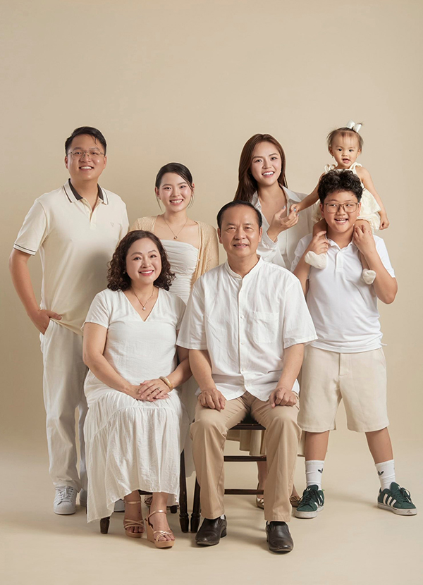 con-trai-thu-quynh-8-17477938156411937403338.jpg