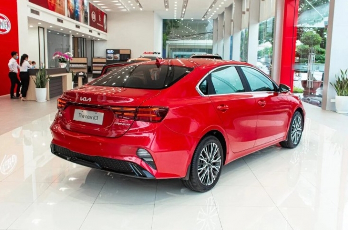 Giá lăn bánh Kia K3 mới nhất giảm siêu khủng, thấp chưa từng thấy, chỉ nhỉnh hơn Kia Morning, Mazda3 và Hyundai Elantra lo thua doanh số- Ảnh 5. Giá lăn bánh Kia K3 mới nhất giảm siêu khủng, thấp chưa từng thấy, chỉ nhỉnh hơn Kia Morning, Mazda3 và Hyundai Elantra lo thua doanh số- Ảnh 5.