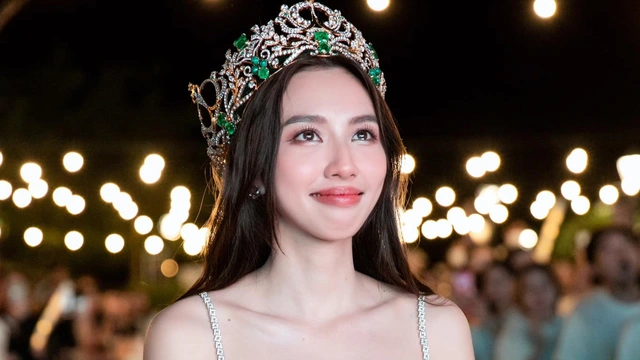 Hoa hậu Thuỳ Tiên đã bị bắt tạm giam, tước vương miện có thực sự cần? - Ảnh 1. Hoa hậu Thuỳ Tiên đã bị bắt tạm giam, tước vương miện có thực sự cần? - Ảnh 1.