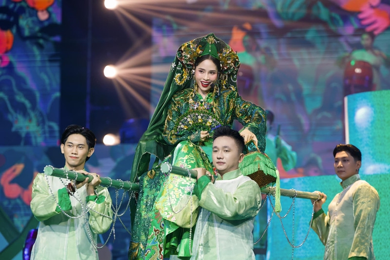 Kiều Anh: Từ ca nương đến 'phú bà' và hôn nhân ngọt ngào với chồng đại gia - Ảnh 2. Kiều Anh: Từ ca nương đến 'phú bà' và hôn nhân ngọt ngào với chồng đại gia - Ảnh 2.