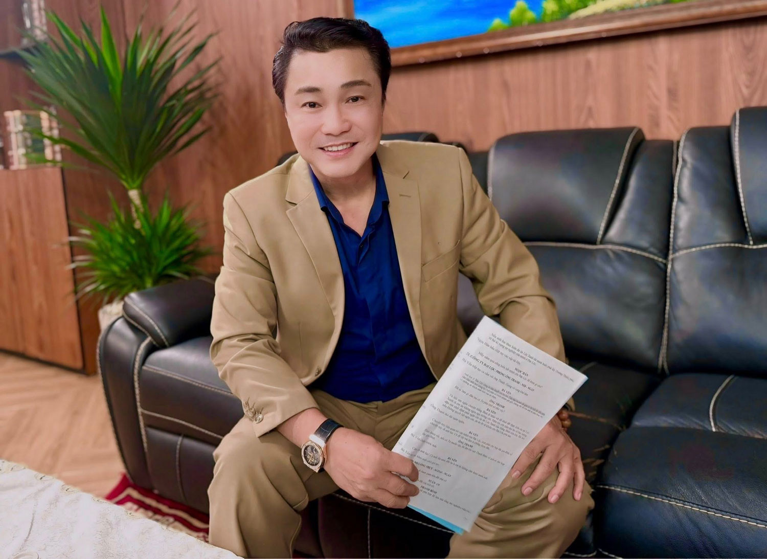 Hồng Nhung thay đổi không nhận ra, Diệp Lâm Anh đi chơi với bạn trai kém 11 tuổi - Ảnh 6. Hồng Nhung thay đổi không nhận ra, Diệp Lâm Anh đi chơi với bạn trai kém 11 tuổi - Ảnh 6.