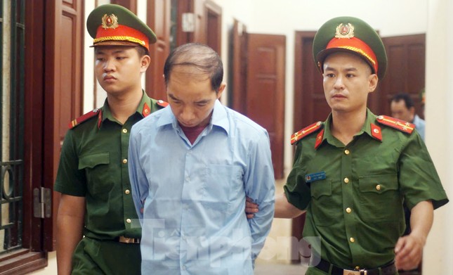 Hà Nội: Bắt Bí thư Đảng ủy phường Hoàng Liệt - Ảnh 1. Hà Nội: Bắt Bí thư Đảng ủy phường Hoàng Liệt - Ảnh 1.