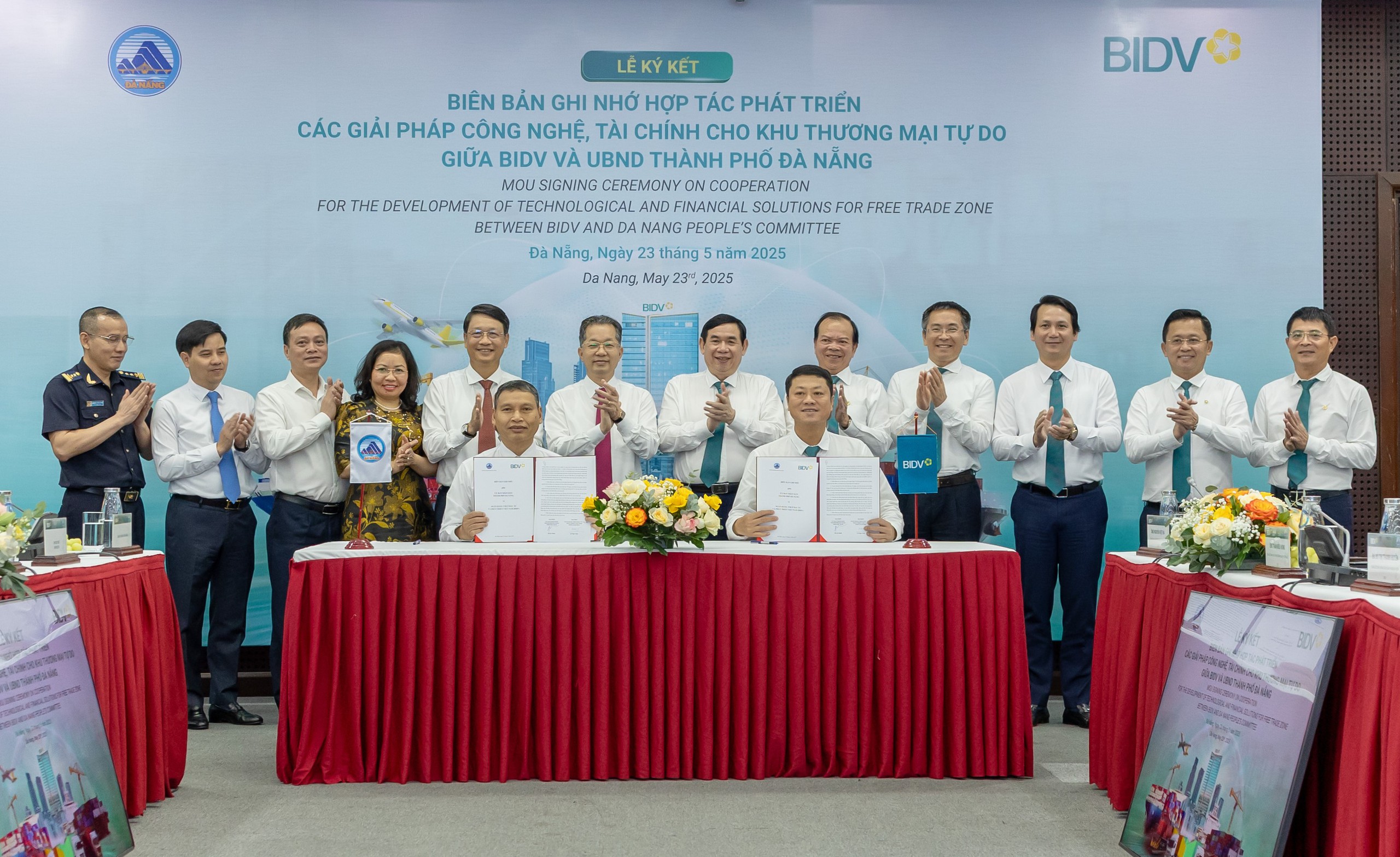 Hợp tác phát triển giải pháp công nghệ tài chính cho khu thương mại tự do Đà Nẵng- Ảnh 1.