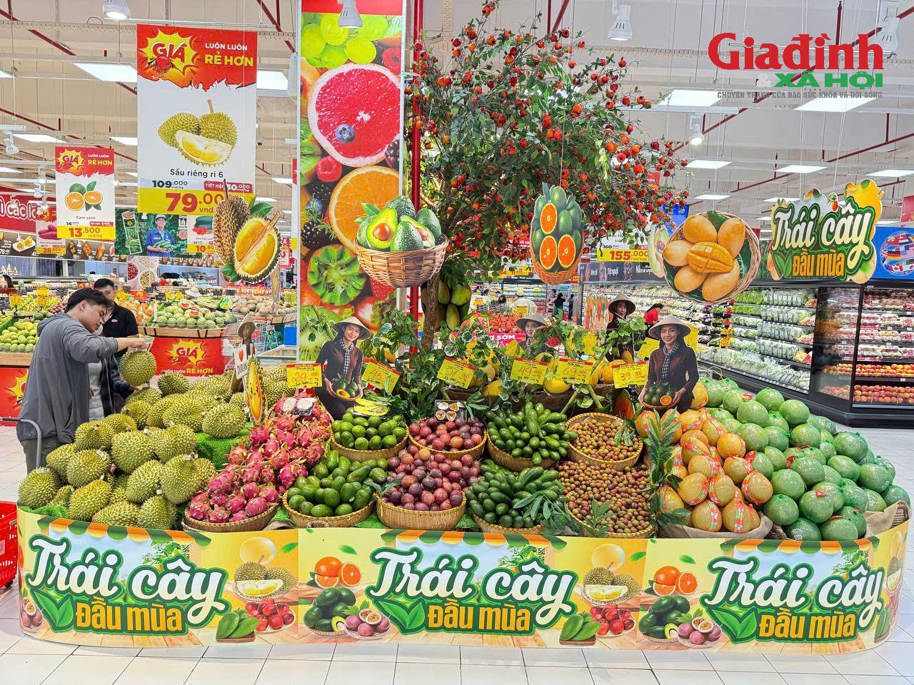 Thực phẩm siêu thị đại hạ giá ngày cuối tuần, rau củ chỉ từ 6.500 đồng/kg- Ảnh 2.