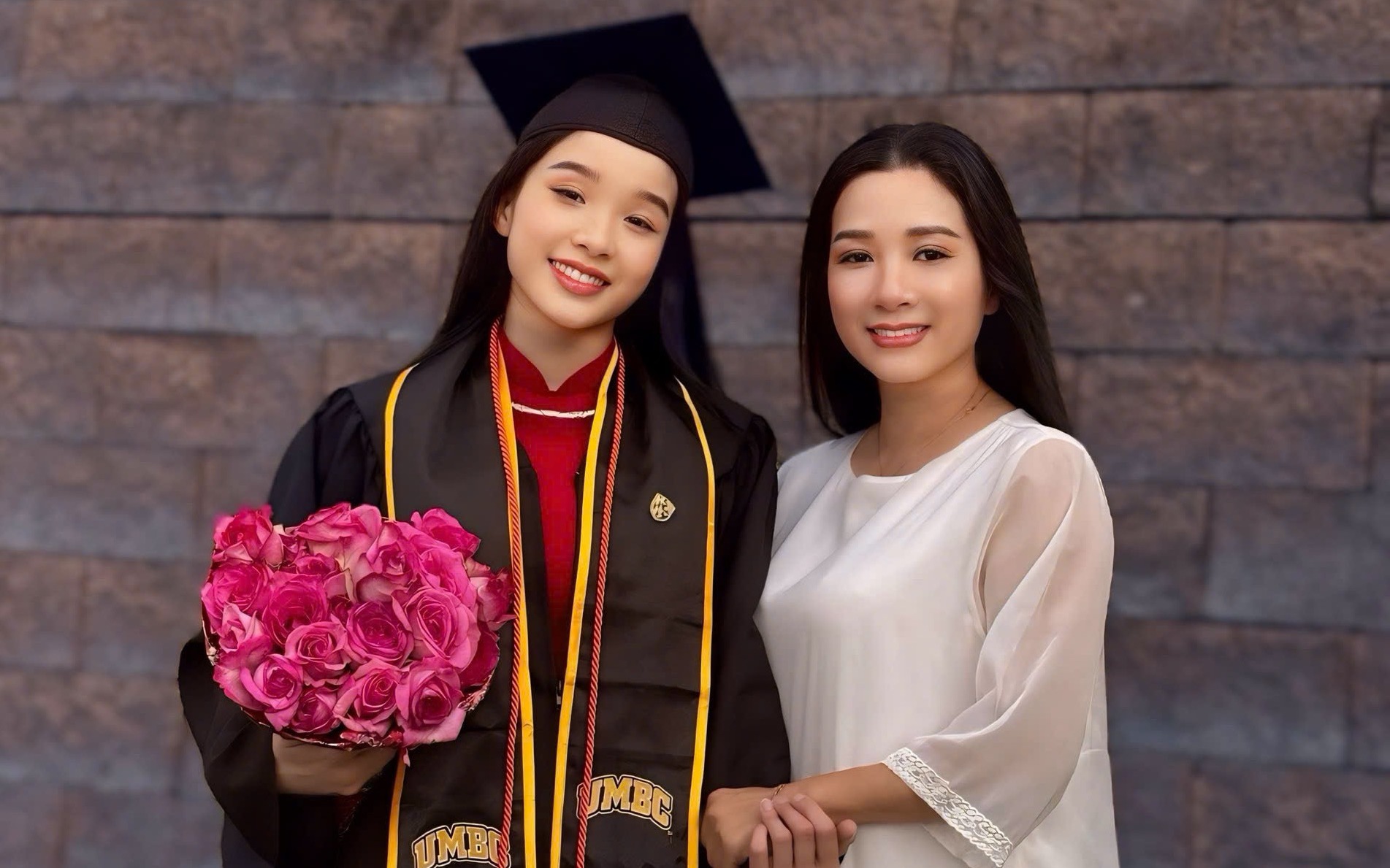 con-gai-thanh-thanh-hien00006-17482134491981896479818-34-0-1223-1903-crop-174821345852074236729.jpg