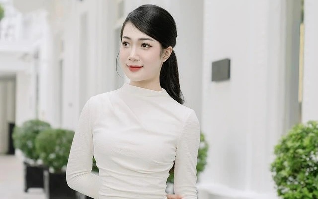 thanh-hue-20-1748163673904655811200-116-0-516-640-crop-17481636796981967233527.jpg