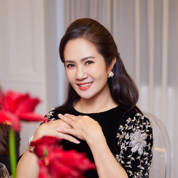 nguyet-hang-1-17483151079301275516363.jpg