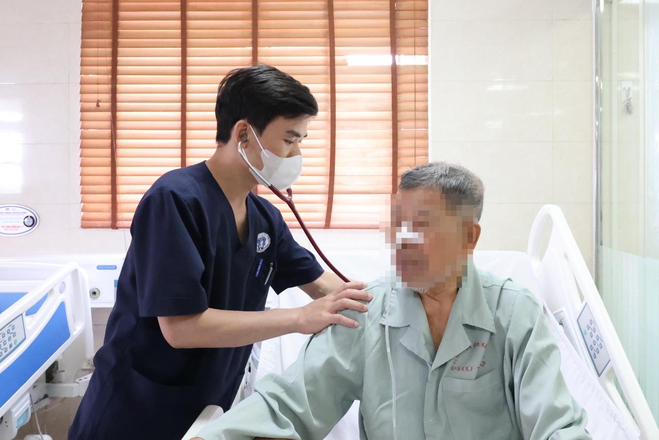 Liên tiếp 2 người đàn ông cao tuổi bị đột quỵ não thoát nguy cơ tử vong nhờ làm việc này - Ảnh 3.
