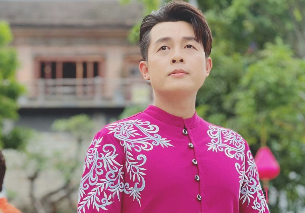 Diễn viên Hòa Hiệp tuổi 43 bất ngờ thông báo cưới vợ trẻ, đã có con trai - Ảnh 3. Diễn viên Hòa Hiệp tuổi 43 bất ngờ thông báo cưới vợ trẻ, đã có con trai - Ảnh 3.