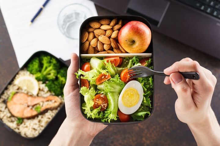 Làm sếp, ở biệt thự, tôi vẫn mang cơm đi làm mỗi ngày - Ảnh 2. Làm sếp, ở biệt thự, tôi vẫn mang cơm đi làm mỗi ngày - Ảnh 2.