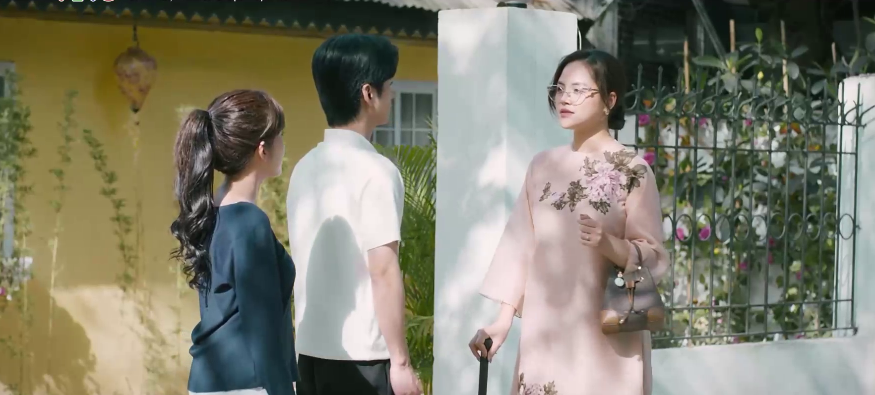 Kết thúc phim 'Cha tôi, người ở lại': Hạnh phúc ngập tràn đến với hai ông bố giàu tình yêu thương- Ảnh 1. Kết thúc phim 'Cha tôi, người ở lại': Hạnh phúc ngập tràn đến với hai ông bố giàu tình yêu thương- Ảnh 1.