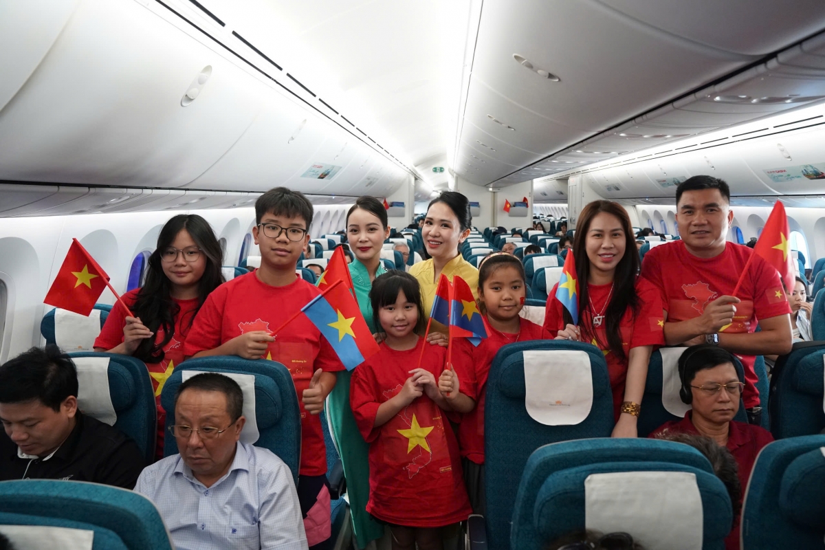 Hơn 636.000 khách đi máy bay trong 3 ngày nghỉ lễ - Ảnh 4. Hơn 636.000 khách đi máy bay trong 3 ngày nghỉ lễ - Ảnh 4.